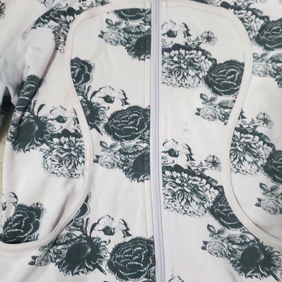 Pink flower Lululemon zip up sweater 🌸 - Picture 2 of 7